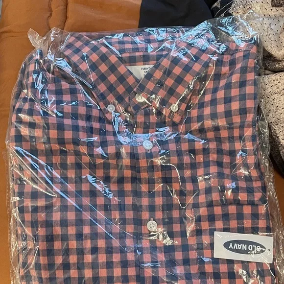 Old navy slim fit dress shirt